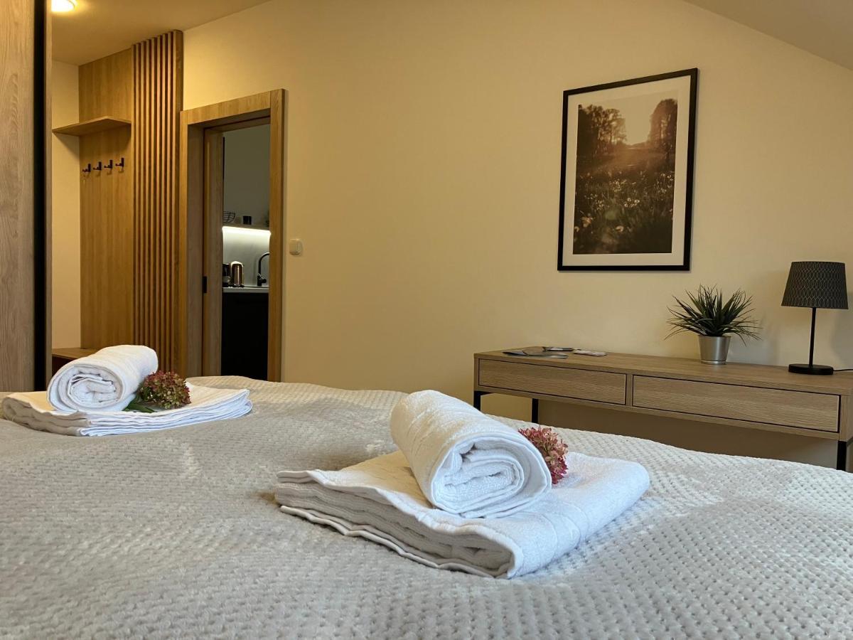 Apartman Nahore Vacov Ngoại thất bức ảnh